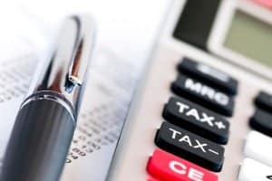 Wenn Sie 50 km/h zu schnell fahren, dann werden bei der Berechnung 3 km/h aus Toleranz abgezogen.