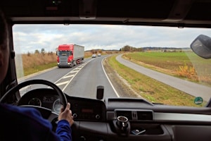 Mit Gegenverkehr müssen Verkehrsteilnehmer in der Regel immer rechnen.