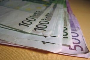 Unerlaubt im Wald zu grillen, kann ein Bußgeld und mehr nach sich ziehen