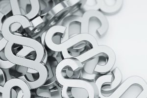 Hierzulande sind personenbezogene Daten im BDSG und der DSGVO geregelt